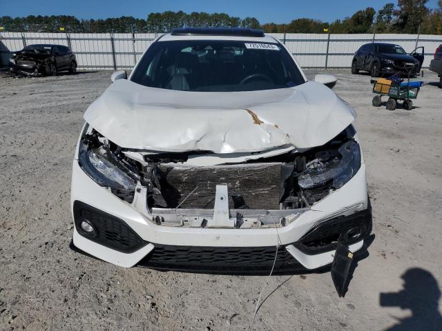 SHHFK7H96JU213732 - 2018 HONDA CIVIC SPORT TOURING WHITE photo 5