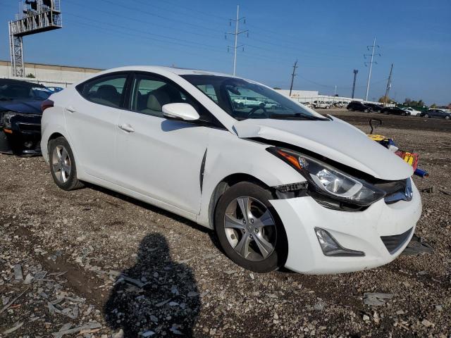 5NPDH4AE3GH686107 - 2016 HYUNDAI ELANTRA SE WHITE photo 4