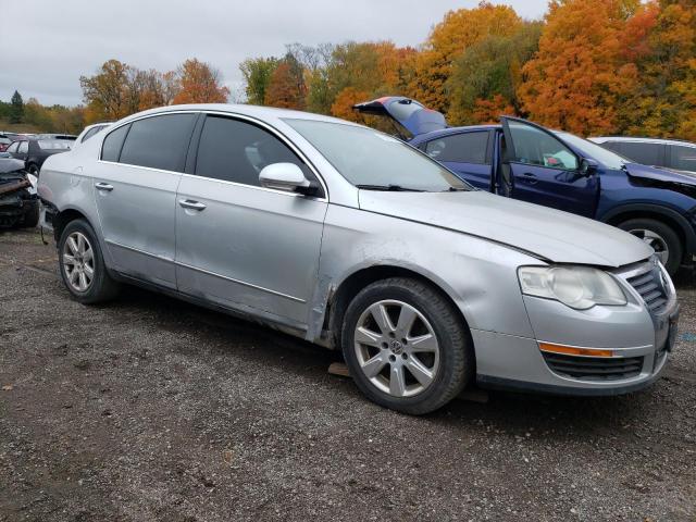 WVWEK93C67P003531 - 2007 VOLKSWAGEN PASSAT 2.0T LUXURY LEATHER SILVER photo 4