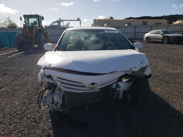 2T1BU4EE4DC986248 - 2013 TOYOTA COROLLA BASE WHITE photo 5