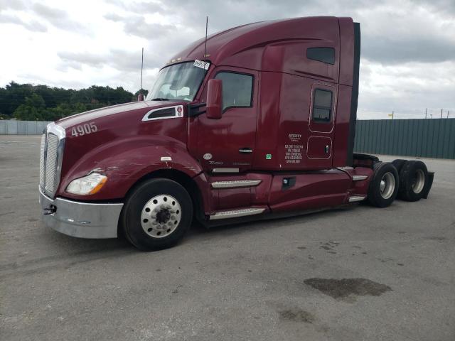 1XKYD49X1GJ493582 - 2016 KENWORTH CONSTRUCTI T680 BURGUNDY photo 2