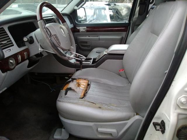 5LMEU88H44ZJ26990 - 2004 LINCOLN AVIATOR 白色 照片 7