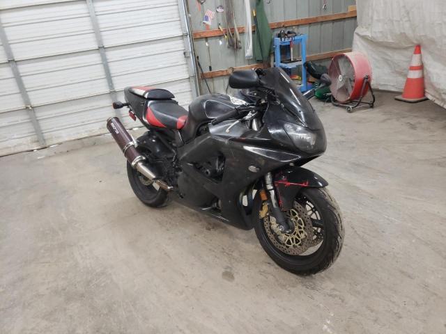 2001 HONDA CBR900 RR, 