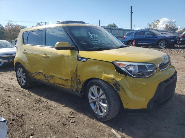 KNDJP3A51F7183906 - 2015 KIA SOUL + YELLOW photo 4