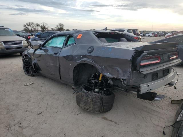 2C3CDZFJ4NH242402 - 2022 DODGE CHALLENGER R/T SCAT PACK GRAY photo 2
