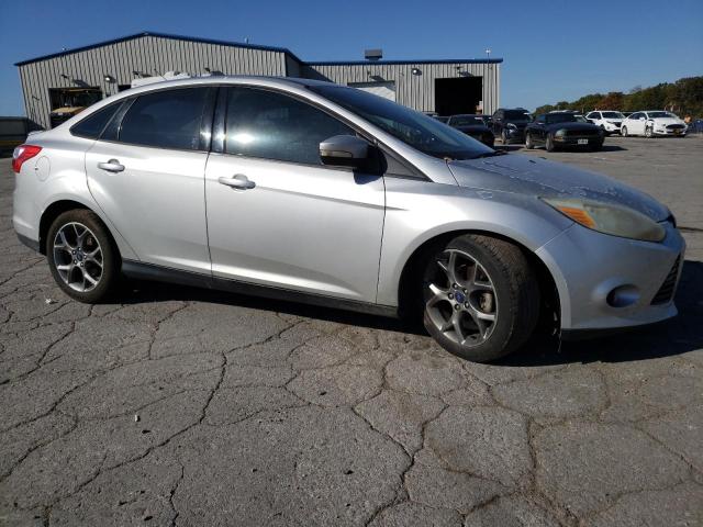 1FADP3F21DL354238 - 2013 FORD FOCUS SE GRAY photo 4