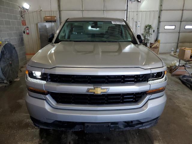 1GCVKPEC3HZ350810 - 2017 CHEVROLET SILVERADO K1500 CUSTOM SILVER photo 5