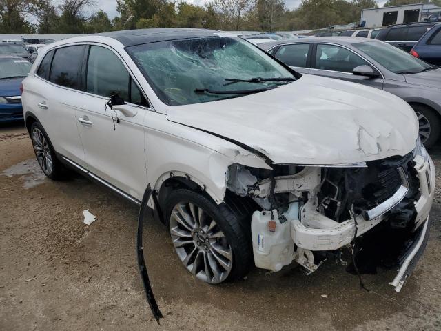 2LMPJ8LR6HBL39313 - 2017 LINCOLN MKX RESERVE WHITE photo 4