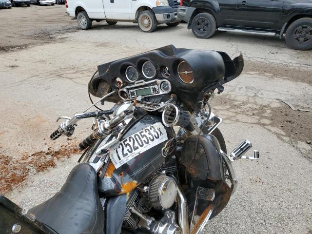 1HD1FC4158Y629384 - 2008 HARLEY-DAVIDSON FLHTCUI 黑色 照片 5