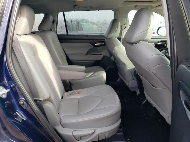 5TDGZRBH6MS540709 - 2021 TOYOTA HIGHLANDER XLE BLUE photo 11