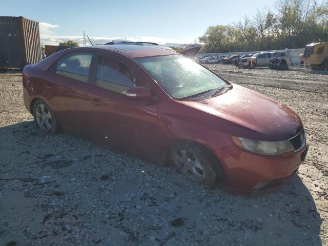 KNAFU4A2XA5058592 - 2010 KIA FORTE EX RED photo 4