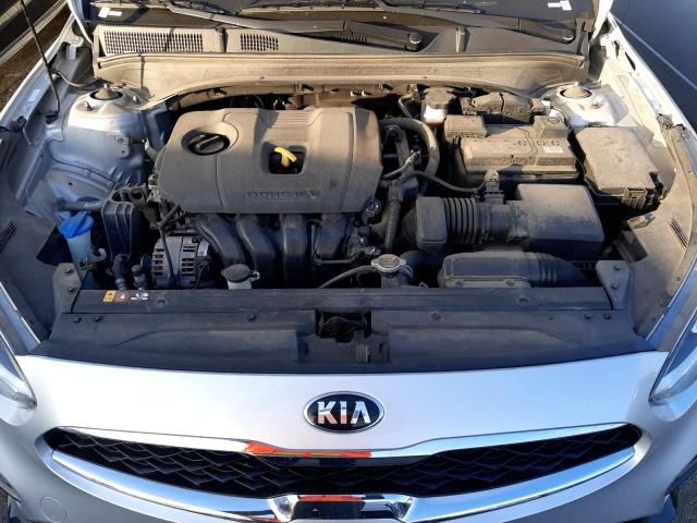 3KPF34AD3KE013541 - 2019 KIA FORTE GT LINE SILVER photo 11