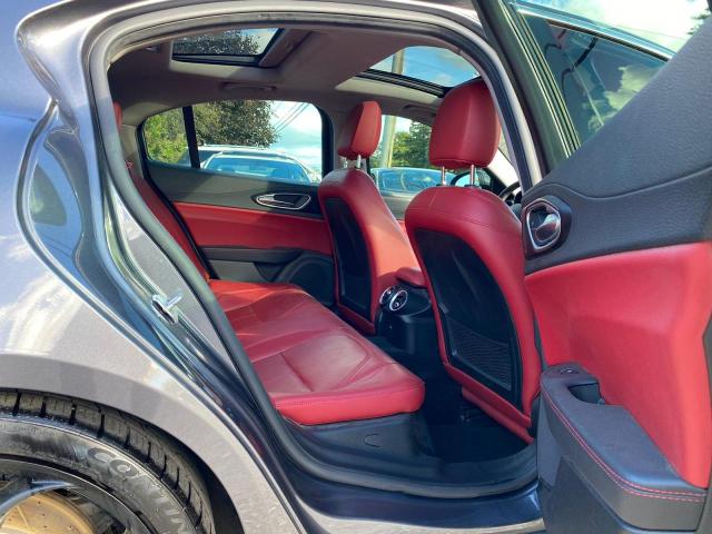 ZARFAEDN0H7547885 - 2017 ALFA ROMEO GIULIA Q4 Boz foto 6