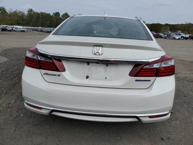 JHMCR6F35HC012757 - 2017 HONDA ACCORD HYBRID WHITE photo 6