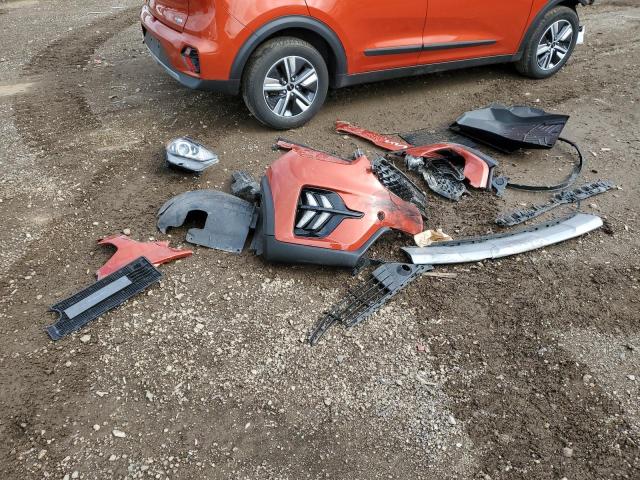 KNDCB3LC6N5533835 - 2022 KIA NIRO LX ORANGE photo 12