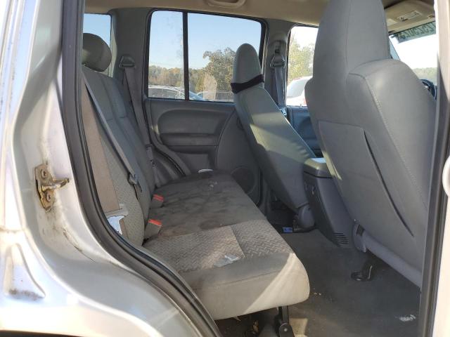 1J4GK38K45W576673 - 2005 JEEP LIBERTY RENEGADE 银色 照片 10