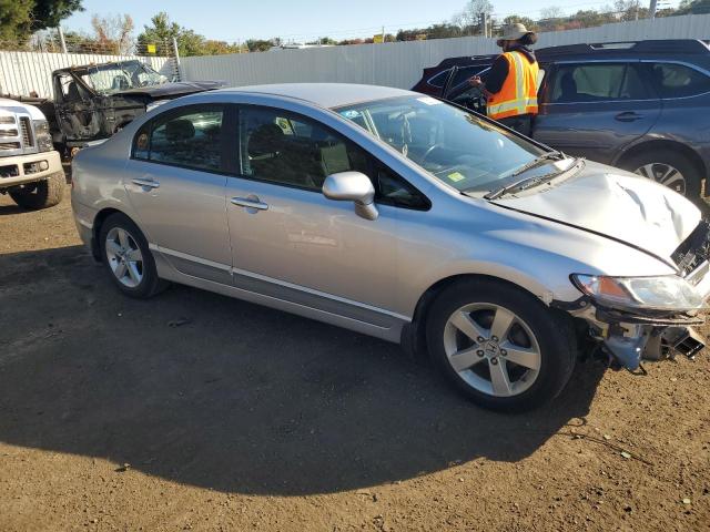 19XFA1F68AE059766 - 2010 HONDA CIVIC LX-S 银色 照片 4