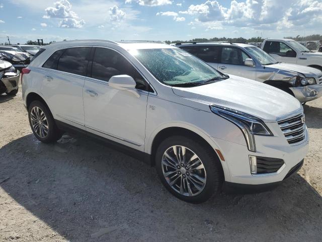 1GYKNCRS1KZ279774 - 2019 CADILLAC XT5 LUXURY WHITE photo 4