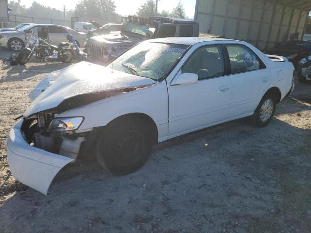 JT2BG22K4X0366772 - 1999 TOYOTA CAMRY LE WHITE photo 1