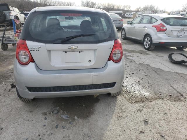 KL1TD66E39B629428 - 2009 CHEVROLET AVEO LS SILVER photo 6