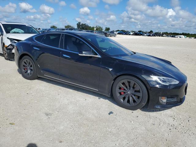 5YJSA1E44JF267667 - 2018 TESLA MODEL S BLACK photo 4