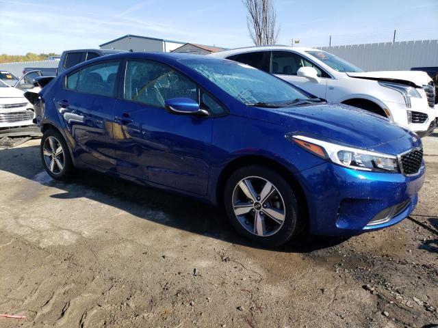 3KPFL4A74JE262620 - 2018 KIA FORTE LX BLUE photo 4