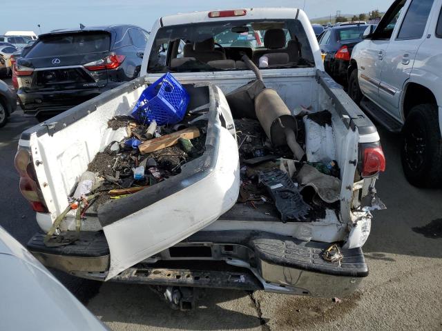 2GCEC13T441319971 - 2004 CHEVROLET SILVERADO C1500 WHITE photo 6