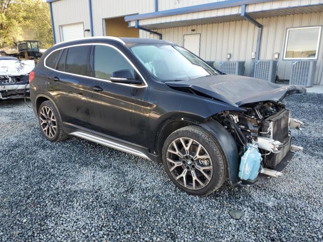 WBXJG9C09M3M67294 - 2021 BMW X1 XDRIVE28I BLACK photo 4