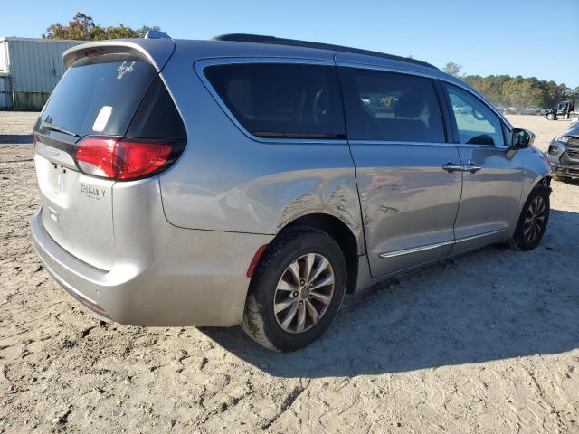 2C4RC1BG3HR569666 - 2017 CHRYSLER PACIFICA TOURING L SILVER photo 3
