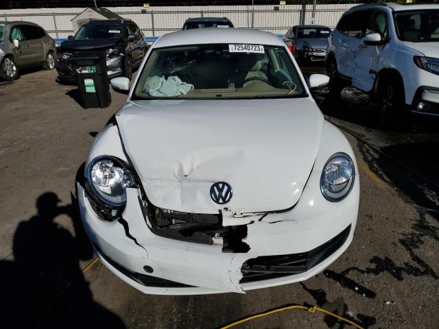 3VWJ17AT0GM604526 - 2016 VOLKSWAGEN BEETLE SE WHITE photo 5