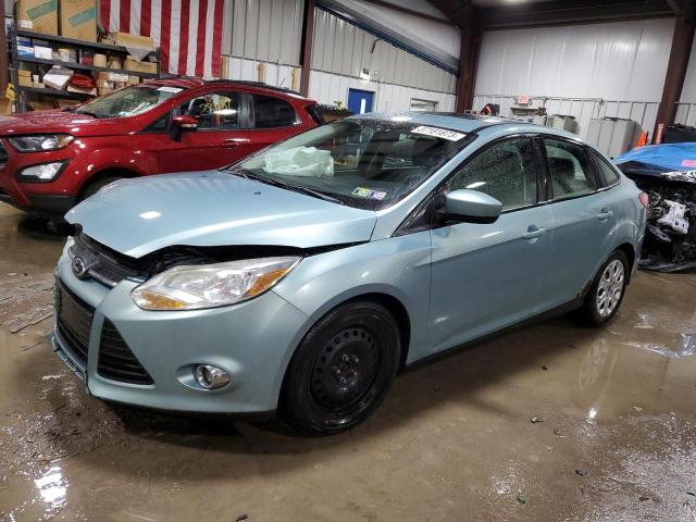 1FAHP3F24CL352015 - 2012 FORD FOCUS SE BLUE photo 1