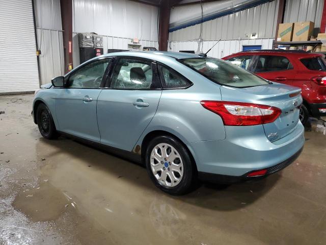 1FAHP3F24CL352015 - 2012 FORD FOCUS SE BLUE photo 2