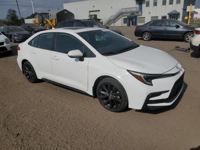 5YFB4MBE7RP170274 - 2024 TOYOTA COROLLA SE Weiß Foto 4