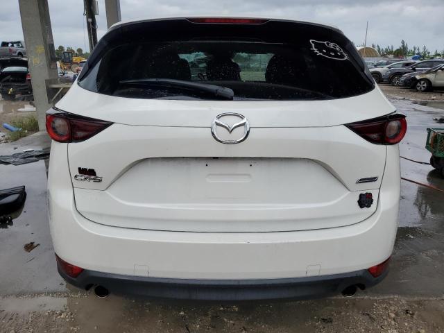 JM3KFACM4J1388168 - 2018 MAZDA CX-5 TOURING WHITE photo 6