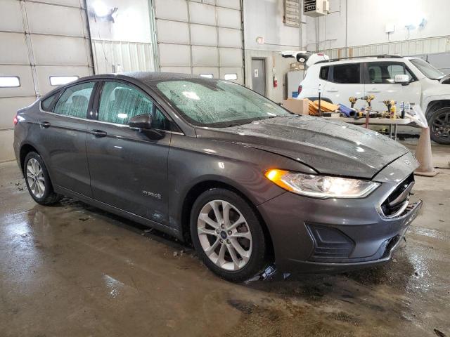 3FA6P0LUXKR185428 - 2019 FORD FUSION SE CHARCOAL photo 4