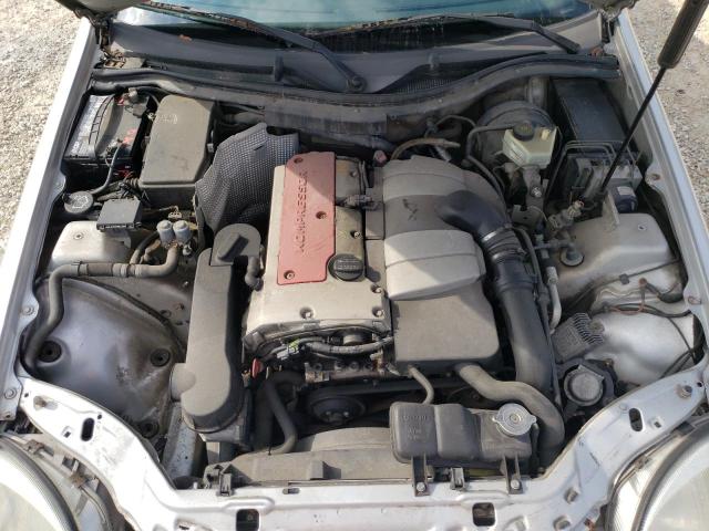 WDBKK49F81F206665 - 2001 MERCEDES-BENZ SLK 230 KOMPRESSOR SILVER photo 7