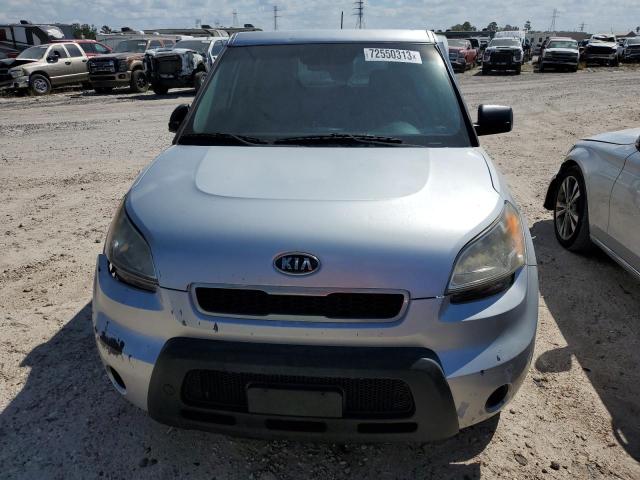 KNDJT2A17B7714992 - 2011 KIA SOUL SILVER photo 5