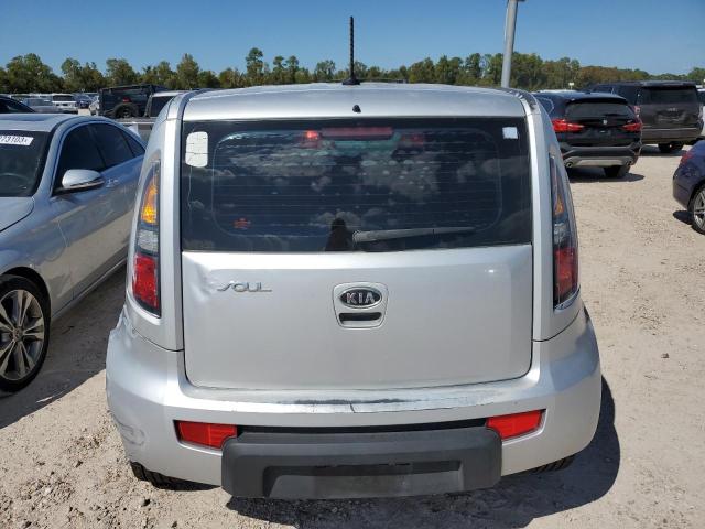 KNDJT2A17B7714992 - 2011 KIA SOUL SILVER photo 6