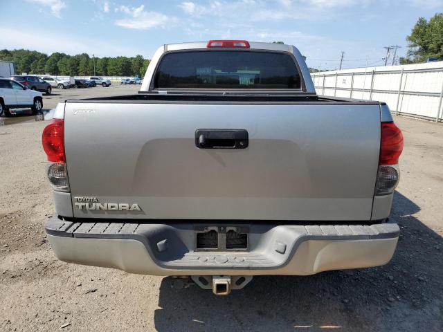 5TBEV541X7S468311 - 2007 TOYOTA TUNDRA CREWMAX SR5 SILVER photo 6