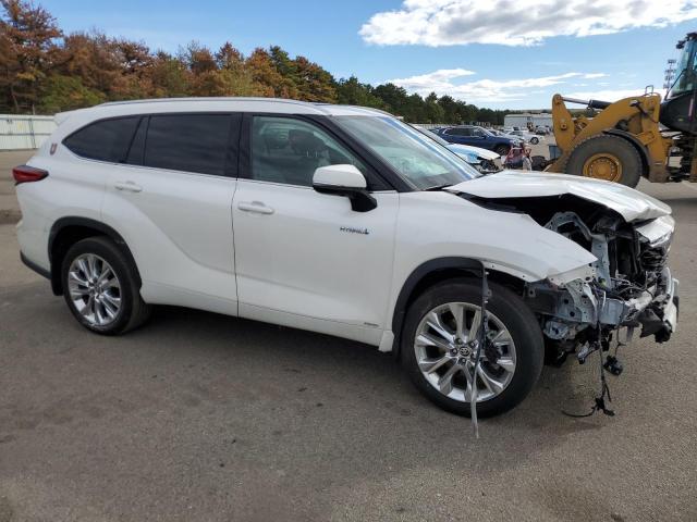 5TDDBRCH0MS014999 - 2021 TOYOTA HIGHLANDER HYBRID LIMITED WHITE photo 4