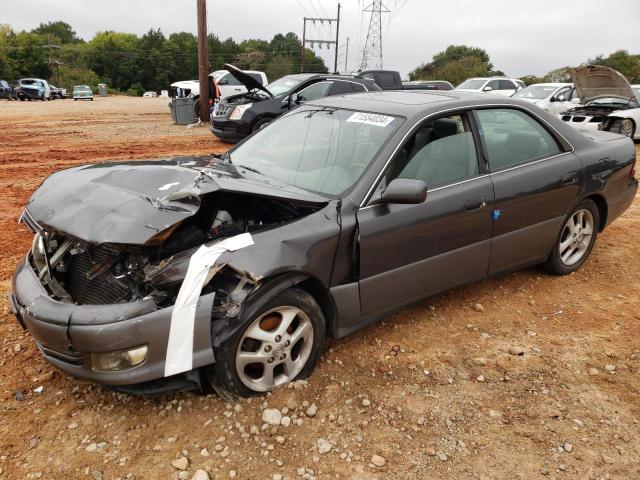 2001 LEXUS ES 300, 