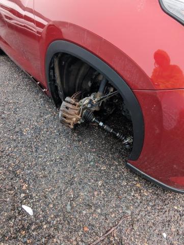 5TDGZRBH5LS522748 - 2020 TOYOTA HIGHLANDER XLE RED photo 4