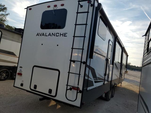 4YDF37829ME760823 - 2021 KEYSTONE AVALANCHE ორფეროვანი ფოტო 4