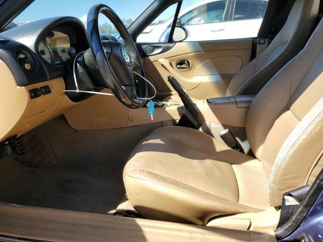 JM1NB353310207942 - 2001 MAZDA MX-5 MIATA BASE BLUE photo 7