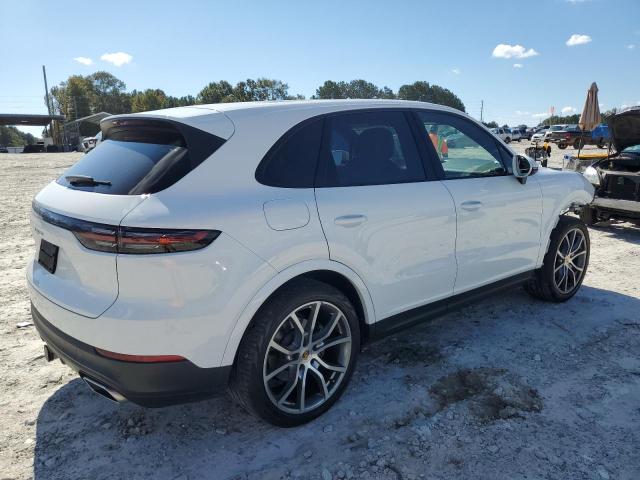 WP1AA2AYXLDA06904 - 2020 PORSCHE CAYENNE WHITE photo 3