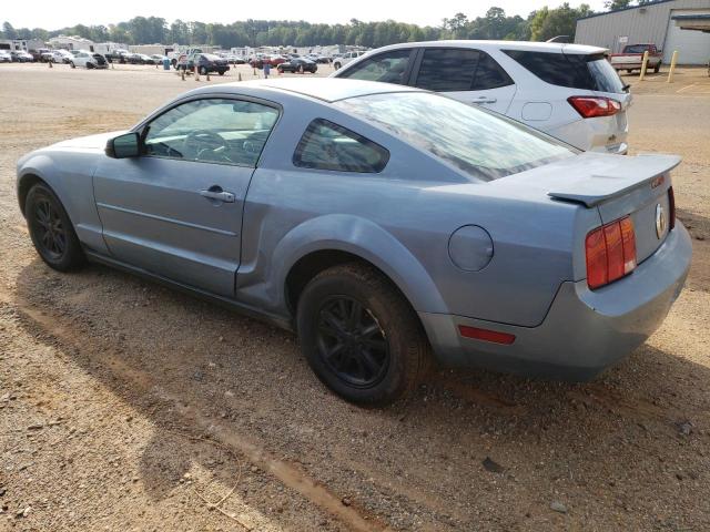 1ZVHT80N685107425 - 2008 FORD MUSTANG BLUE photo 2