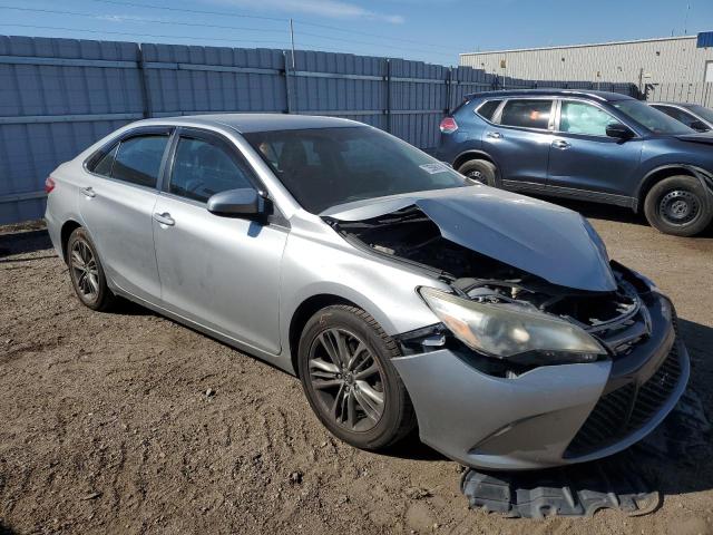 4T1BF1FK1GU572862 - 2016 TOYOTA CAMRY LE SILVER photo 4