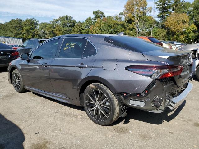 4T1T11BK6PU106272 - 2023 TOYOTA CAMRY SE NIGHT SHADE GRAY photo 2