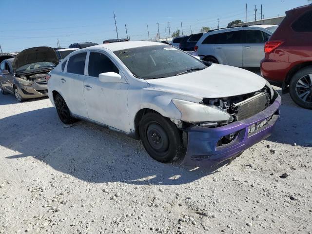 1N4AL3AP9EN239524 - 2014 NISSAN ALTIMA 2.5 WHITE photo 4