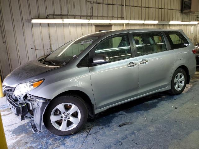 5TDZZ3DC7JS941222 - 2018 TOYOTA SIENNA L GRAY photo 1